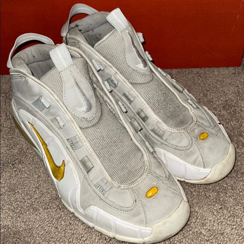 Used White and gray air Max pennies